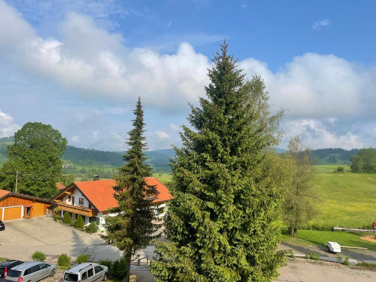 Ferienwohnung Oberallgaeu Ferienpark Mit Schwimmbad Мисен-Вилхамс Екстериор снимка