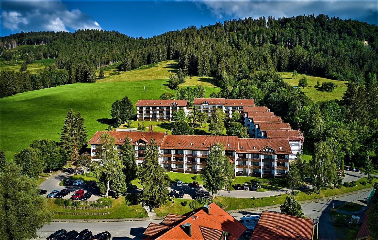 Ferienwohnung Oberallgaeu Ferienpark Mit Schwimmbad Мисен-Вилхамс Екстериор снимка