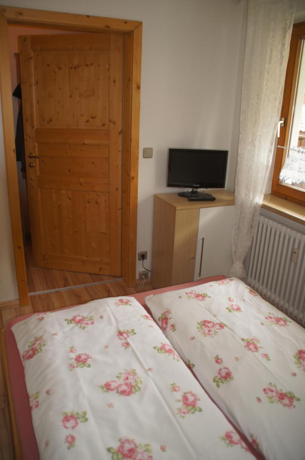 Ferienwohnung Oberallgaeu Ferienpark Mit Schwimmbad Мисен-Вилхамс Екстериор снимка